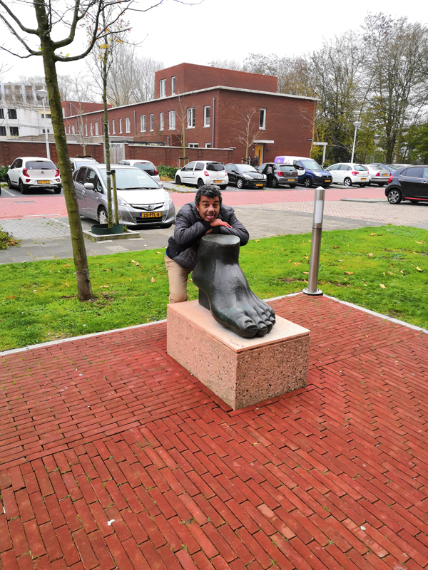 Walter_leg